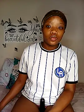 Snapshot of Young_Slut21 chatting on October 2025 01:47:02 AM Young Slut21 online show from October 2025 01:47:02 AM