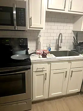 Juicystorm online show from October 2025 02:23:02 AM