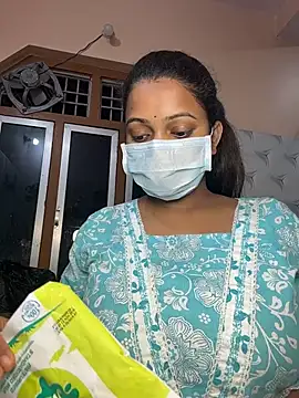 YOURMISTHI online show from November 2025 02:39:01 PM