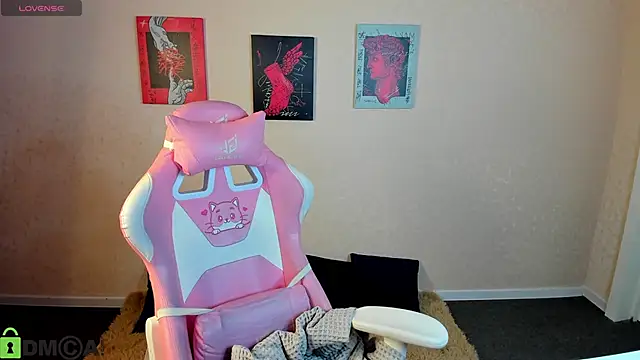 Snapshot of Casey_Sweeet chatting on October 2025 12:54:02 AM Casey Sweeet online show from October 2025 12:54:02 AM