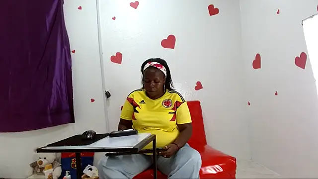 catwomanblack666 online show from September 2025 09:59:02 PM