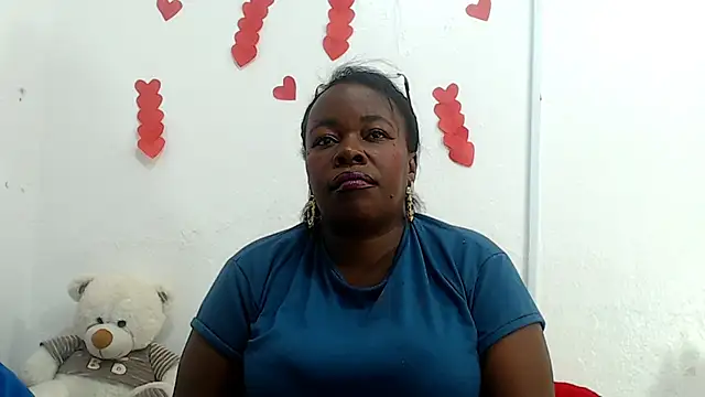 catwomanblack666 online show from September 2025 07:02:02 PM