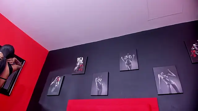 Snapshot of michael_hanna chatting on November 2025 04:12:02 AM michael hanna online show from November 2025 04:12:02 AM