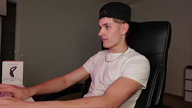 Mark Karson online show from October 2025 02:01:02 PM