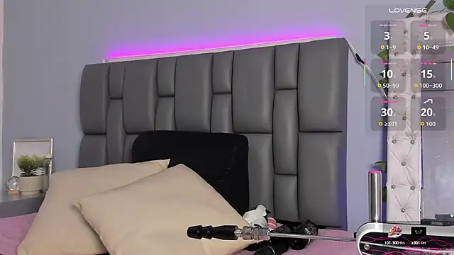  jasmine blush online show from October 2025 01:44:01 PM