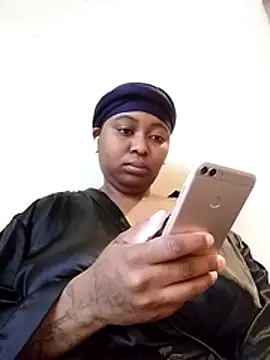 Snapshot of AcetousAbb chatting on October 2025 06:00:01 AM AcetousAbb online show from October 2025 06:00:01 AM