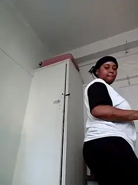 Snapshot of AcetousAbb chatting on November 2025 03:12:01 PM AcetousAbb online show from November 2025 03:12:01 PM