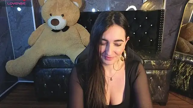 Snapshot of Soffi_betacur_b chatting on October 2025 08:04:02 AM Soffi betacur b online show from October 2025 08:04:02 AM