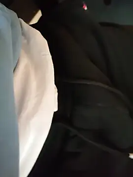 Snapshot of MyDick4You666 chatting on November 2025 10:37:02 AM MyDick4You666 online show from November 2025 10:37:02 AM