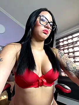 Luna-Smitt online show from September 2025 11:45:01 AM