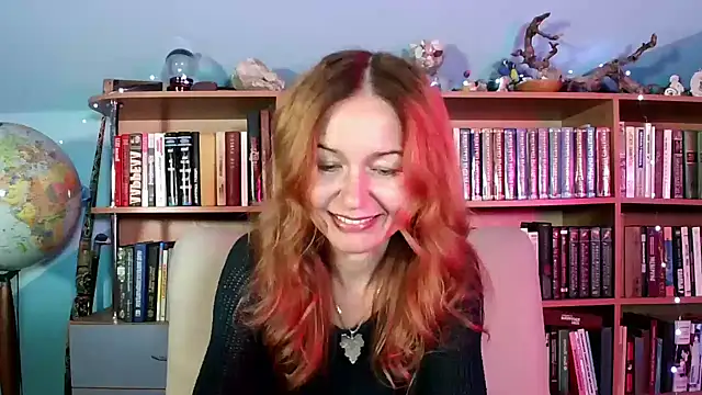 Snapshot of Foxilady357 chatting on October 2025 01:55:02 PM Foxilady357 online show from October 2025 01:55:02 PM