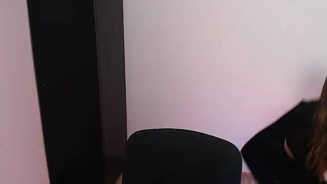 Ariella ari online show from October 2025 07:16:01 AM