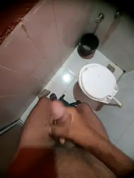 Snapshot of Desi_Horny_Boys chatting on October 2025 05:24:02 PM Desi Horny Boys online show from October 2025 05:24:02 PM