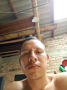 Snapshot of GaaraDiaz chatting on October 2025 04:42:01 PM GaaraDiaz online show from October 2025 04:42:01 PM