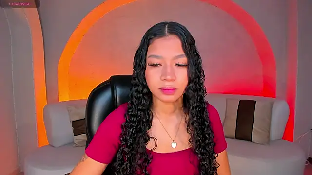 Snapshot of SophieHouston_ chatting on October 2025 04:36:01 AM SophieHouston online show from October 2025 04:36:01 AM