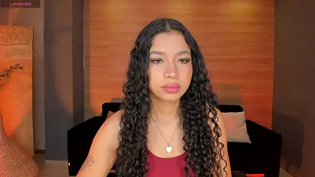 Snapshot of SophieHouston_ chatting on October 2025 04:13:02 AM SophieHouston online show from October 2025 04:13:02 AM