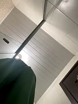 PIROCAGG21 online show from October 2025 09:09:01 AM