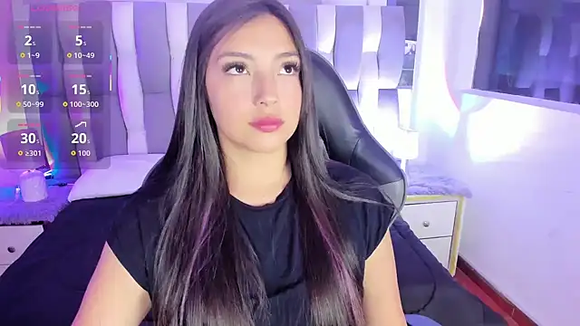 Adaara Rey online show from October 2025 08:20:01 PM