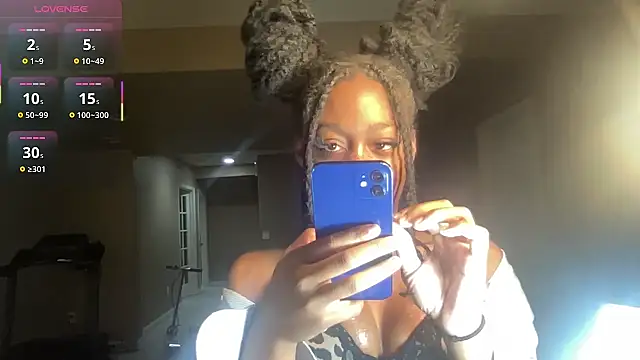 Snapshot of maskedgirl5005 chatting on September 2025 07:27:02 PM maskedgirl5005 online show from September 2025 07:27:02 PM