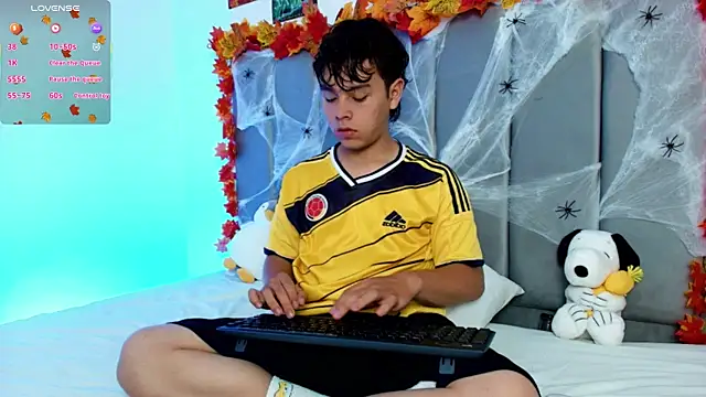 Snapshot of nico_leroy chatting on October 2025 07:34:02 PM nico leroy online show from October 2025 07:34:02 PM