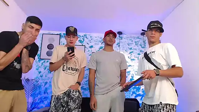 Snapshot of Kings_of_heaven chatting on October 2025 10:42:02 PM Kings of heaven online show from October 2025 10:42:02 PM