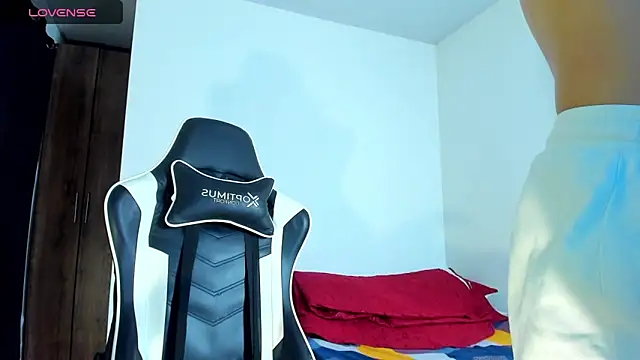 Snapshot of bryan_mugn chatting on September 2025 01:10:01 AM bryan mugn online show from September 2025 01:10:01 AM