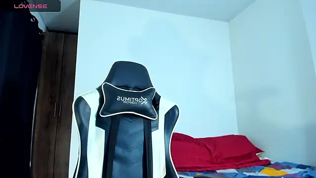 Snapshot of bryan_mugn chatting on October 2025 02:40:02 AM bryan mugn online show from October 2025 02:40:02 AM