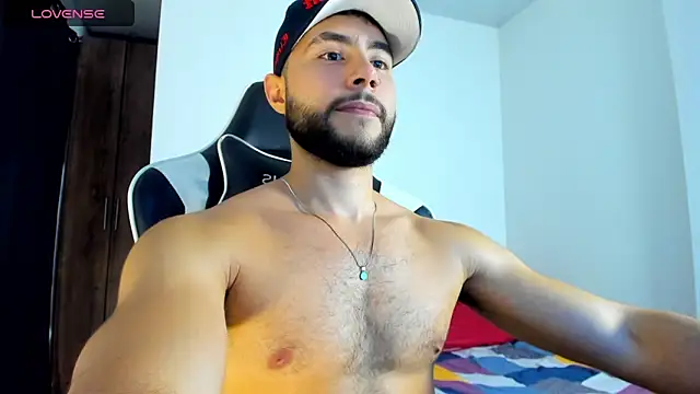 Snapshot of bryan_mugn chatting on October 2025 03:03:02 AM bryan mugn online show from October 2025 03:03:02 AM