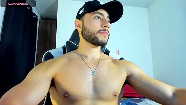 Snapshot of bryan_mugn chatting on October 2025 04:00:02 AM bryan mugn online show from October 2025 04:00:02 AM