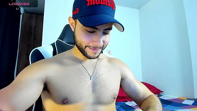 Snapshot of bryan_mugn chatting on October 2025 12:22:01 AM bryan mugn online show from October 2025 12:22:01 AM