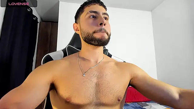 Snapshot of bryan_mugn chatting on November 2025 02:32:01 AM bryan mugn online show from November 2025 02:32:01 AM