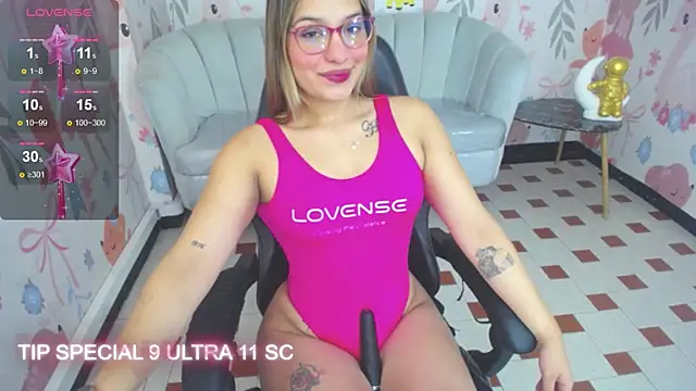 Paris09 v  online show from October 2025 03:03:02 AM