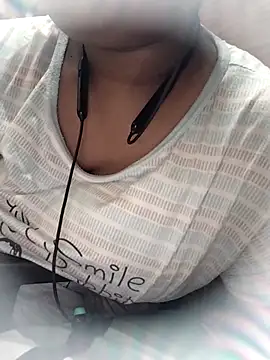 Snapshot of Cute_Amiya chatting on September 2025 07:46:01 PM Cute Amiya online show from September 2025 07:46:01 PM