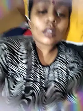 Snapshot of Cute_Amiya chatting on October 2025 01:18:01 PM Cute Amiya online show from October 2025 01:18:01 PM