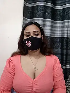 Snapshot of Mow_955 chatting on October 2025 07:45:02 PM Mow 955 online show from October 2025 07:45:02 PM