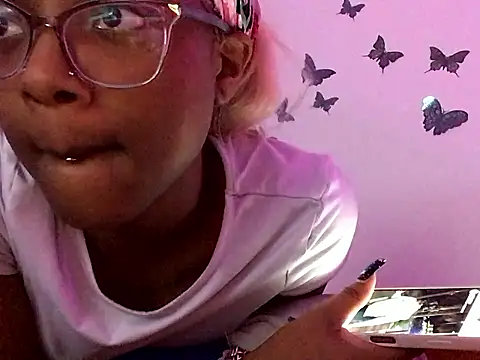 Moxhavix online show from November 2025 06:02:02 AM