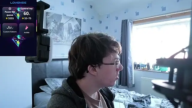 luciferdaroyale online show from October 2025 02:29:01 PM