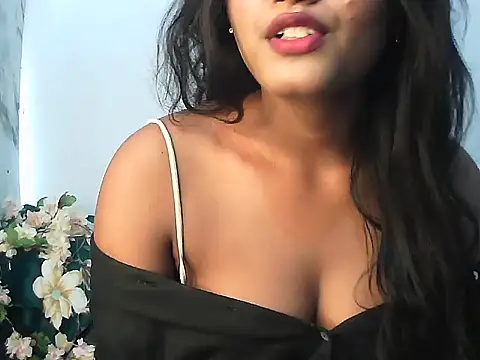 Snapshot of ANNU_ chatting on October 2025 06:04:02 AM ANNU online show from October 2025 06:04:02 AM