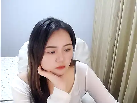 Aurora-mao online show from October 2025 07:59:02 AM