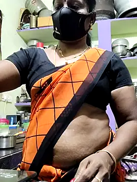 Snapshot of papukurty chatting on October 2025 04:10:02 AM papukurty online show from October 2025 04:10:02 AM