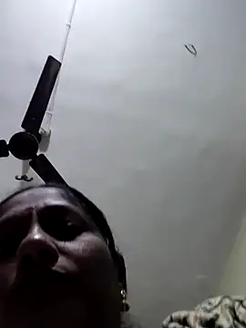 Snapshot of papukurty chatting on October 2025 05:00:01 PM papukurty online show from October 2025 05:00:01 PM