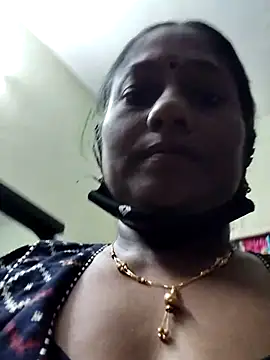 Snapshot of papukurty chatting on October 2025 01:09:02 AM papukurty online show from October 2025 01:09:02 AM