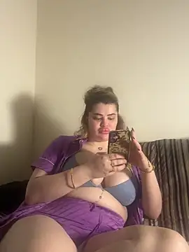 Snapshot of aydabella7777 chatting on December 2025 07:51:01 PM aydabella7777 online show from December 2025 07:51:01 PM