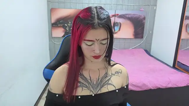  lucia 21 online show from September 2025 08:33:01 PM