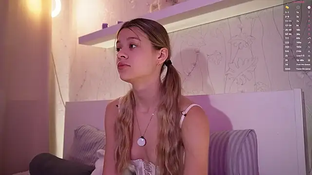 AnneVerity online show from September 2025 07:19:02 PM