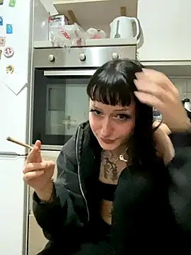 Snapshot of severingratty chatting on October 2025 06:17:02 PM severingratty online show from October 2025 06:17:02 PM