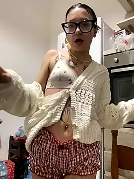 Snapshot of severingratty chatting on October 2025 06:51:02 PM severingratty online show from October 2025 06:51:02 PM