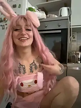 Snapshot of severingratty chatting on October 2025 03:46:02 PM severingratty online show from October 2025 03:46:02 PM