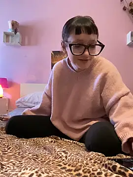 Snapshot of severingratty chatting on November 2025 08:13:01 AM severingratty online show from November 2025 08:13:01 AM