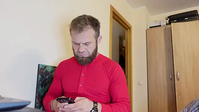 Snapshot of Stewart_Barnz chatting on October 2025 06:17:02 PM Stewart Barnz online show from October 2025 06:17:02 PM